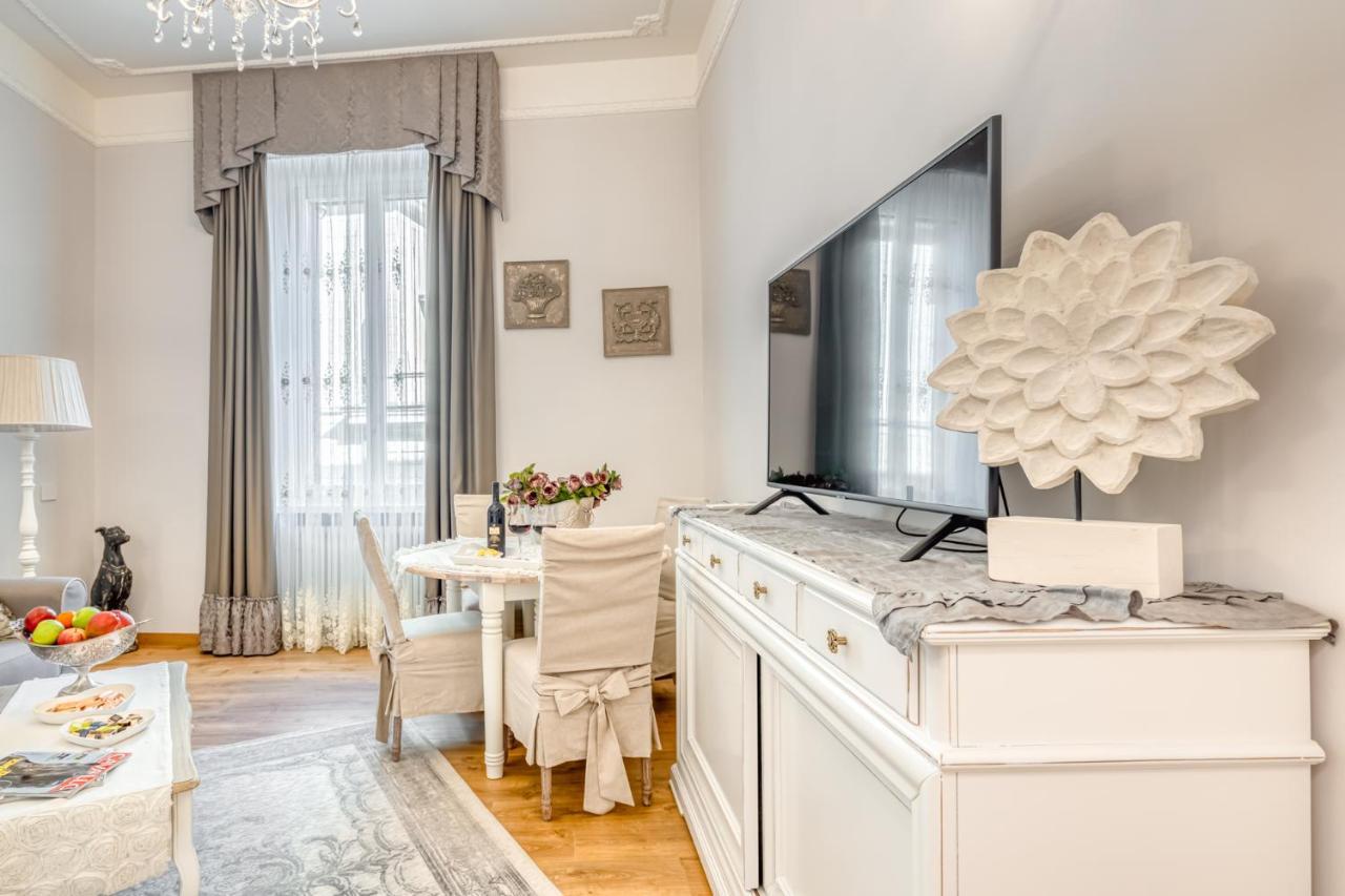 Luxury Stars In Rome - Andromeda Apartment In Colosseum المظهر الخارجي الصورة